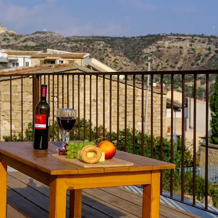 Villa Aphrodite Traditional With Swimjacuzzi